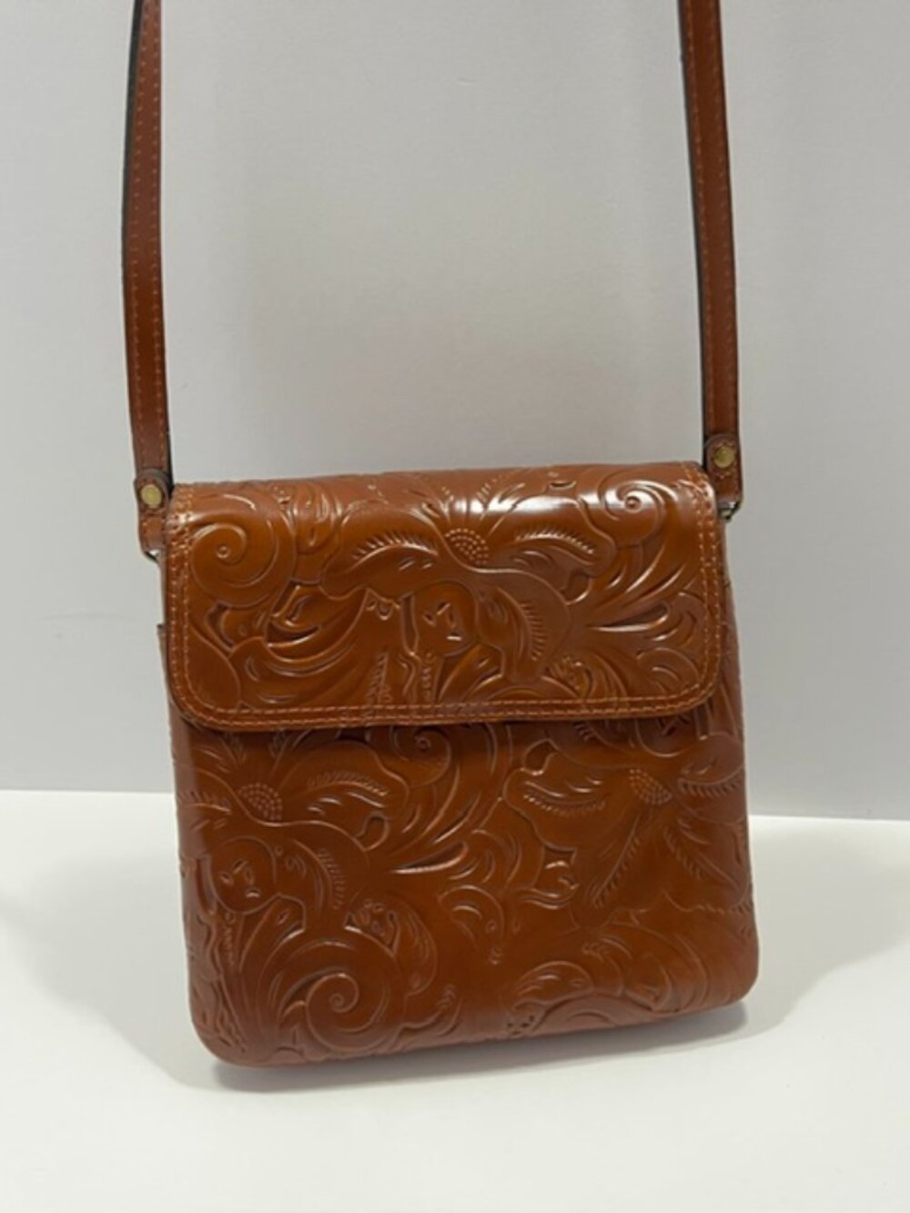 Patricia Nash Balluri Tooled Leather Florence Crossbody includes Dust Bag NWT